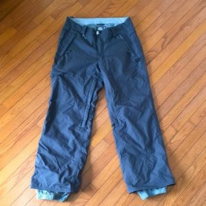 686 “Mannual” Snowboard Ski Pants. Size Medium. Grey Color